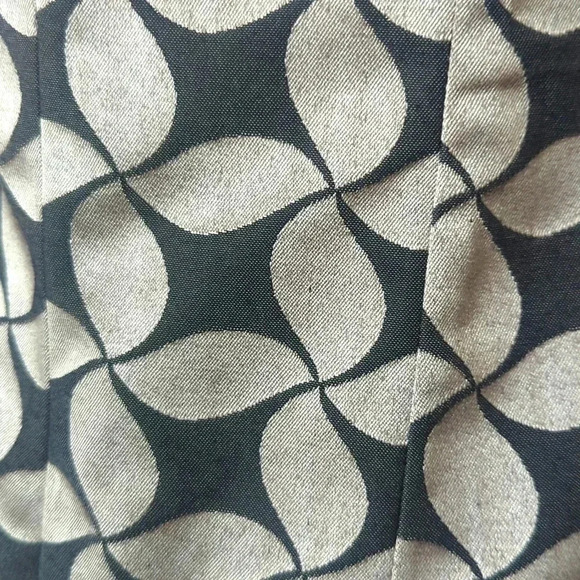 Michael Kors Sleeveless Mini Pinwheel Navy and Silver Metallic Dress - Picture 5 of 5